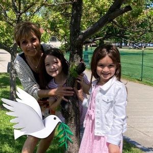 Meet your Posher, Yolanda